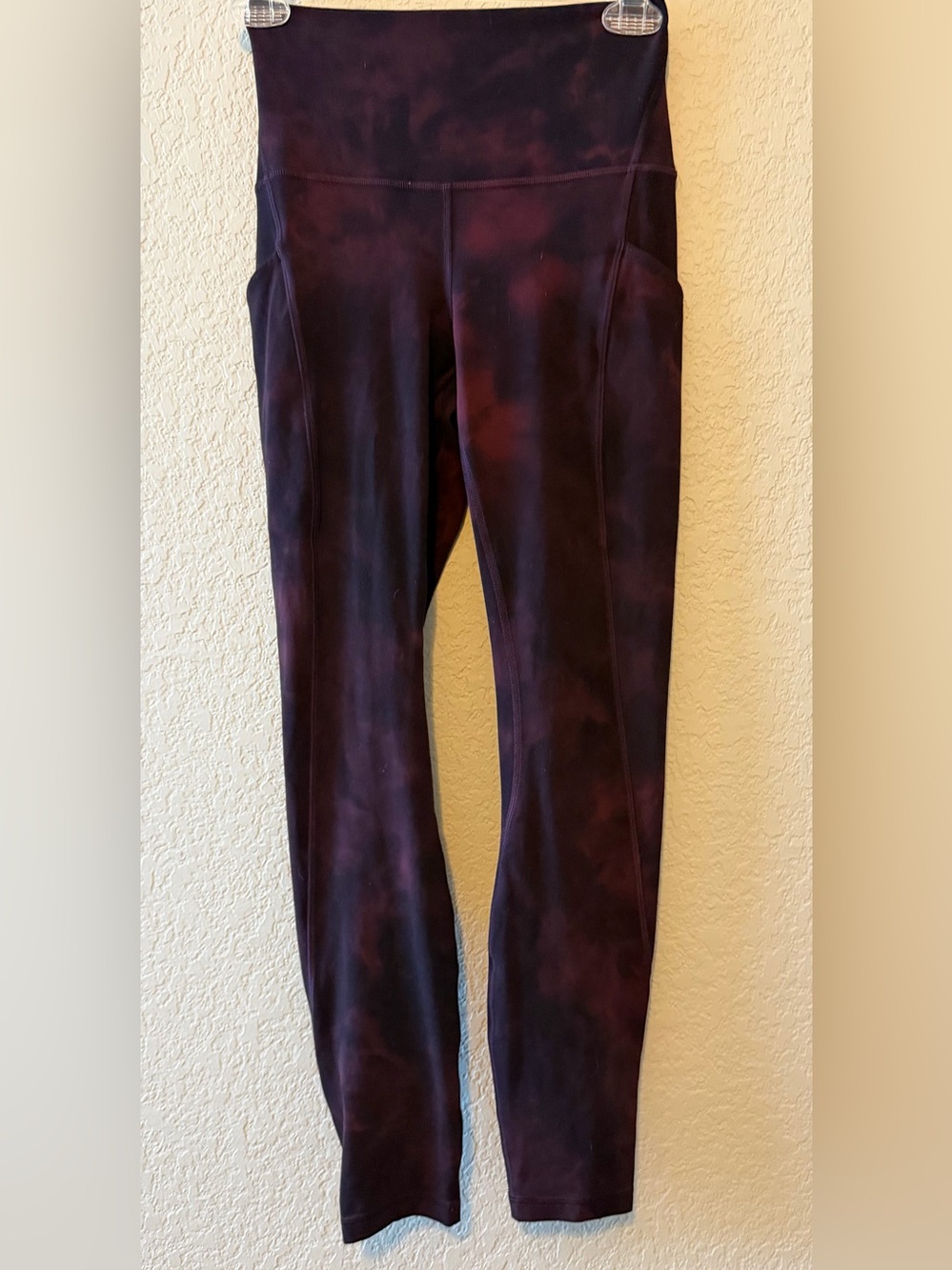 Lululemon Align Diamond Dye Cassis Maroon & Black Leggings 25 inch Size 4